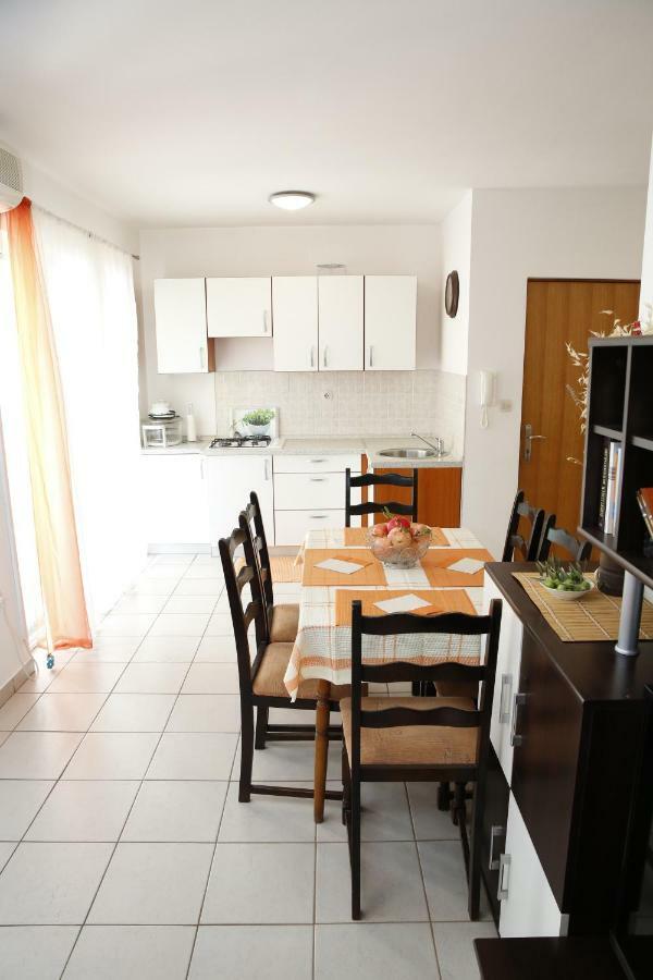 Apartman Alica Srima Водице Экстерьер фото