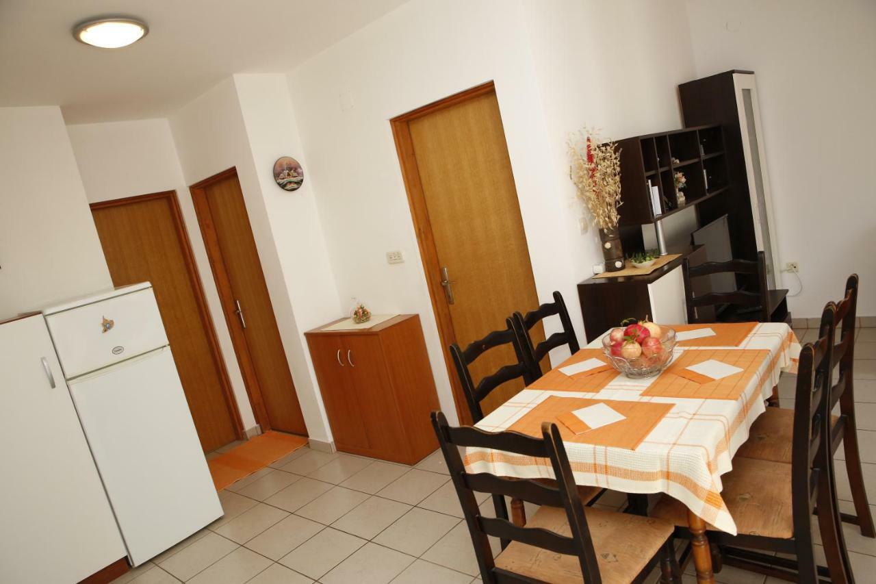 Apartman Alica Srima Водице Экстерьер фото